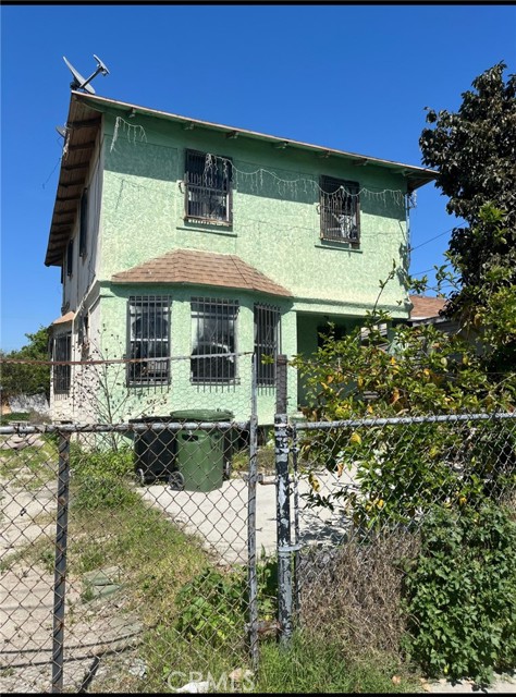 Property photo of 619 E 22nd ST