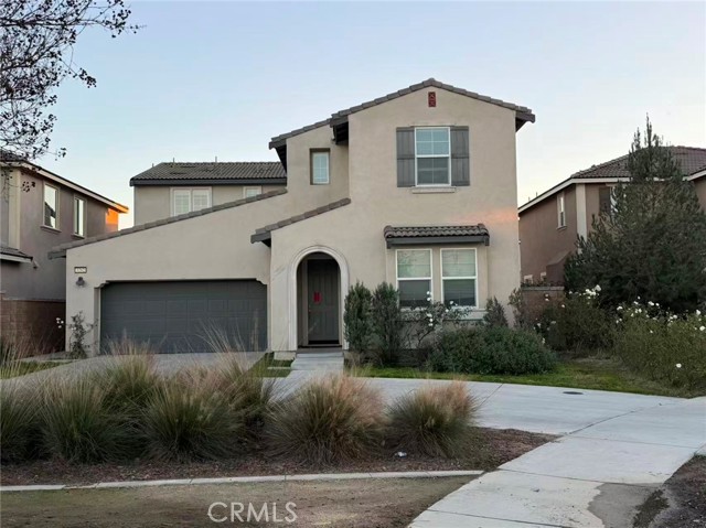 Property photo of 3262 E Yellowstone