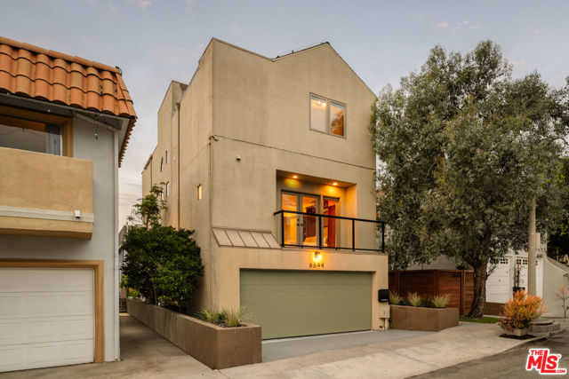 Property photo of 6644 Vista Del Mar