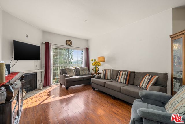 Property photo of 4750 Templeton ST