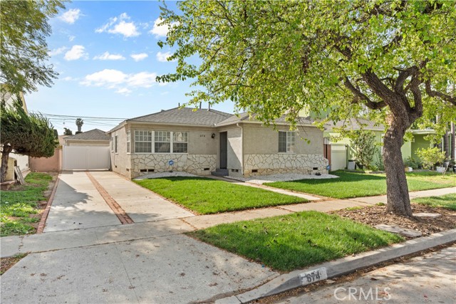 Property photo of 874 W 33rd Way