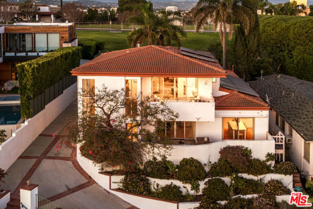 Property photo of 905 Berkeley ST