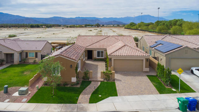 Property photo of 48509 Calle Carmello