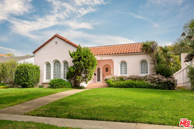 Photo of 243 Euclid St