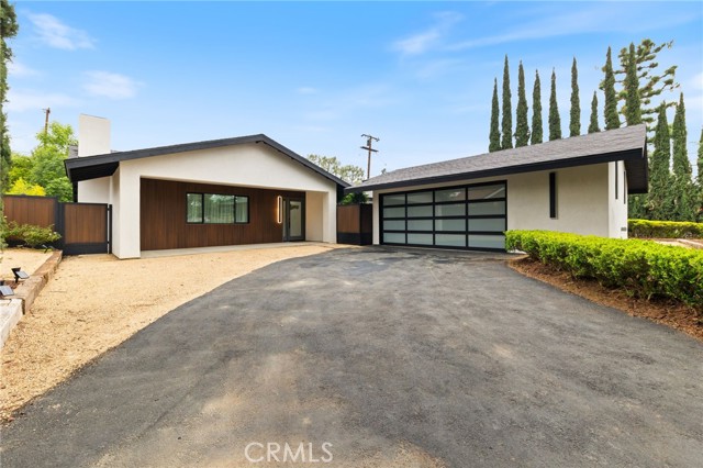 Photo of 211 Deborah Ct