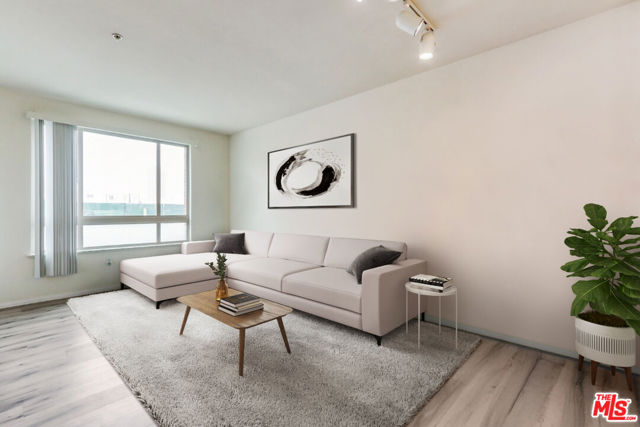 Property photo of 100 S Alameda ST