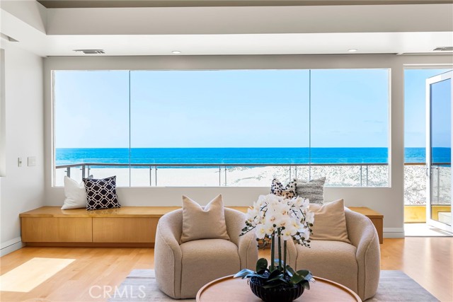 Photo of 1554 E Oceanfront