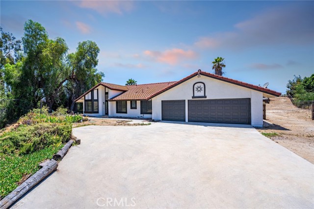 Property photo of 18085 Golden Leaf LN