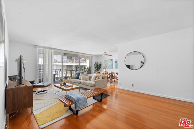 Property photo of 7260 Hillside AV