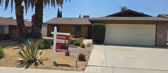 Property photo of 1676 Catalpa AV