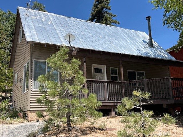 Property photo of 658 Dahlia DR