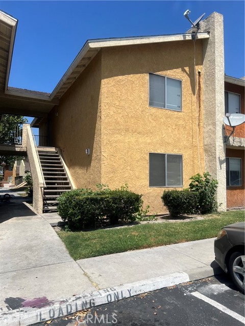 Property photo of 1025 N Tippecanoe AV