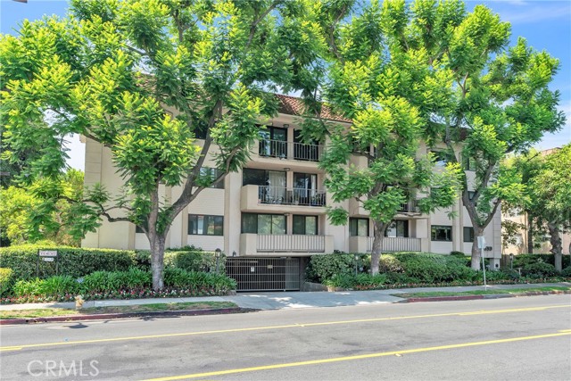 Property photo of 330 W California BL