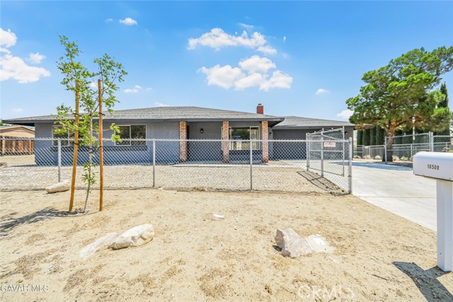 Property photo of 16509 Mackennas Gold AV