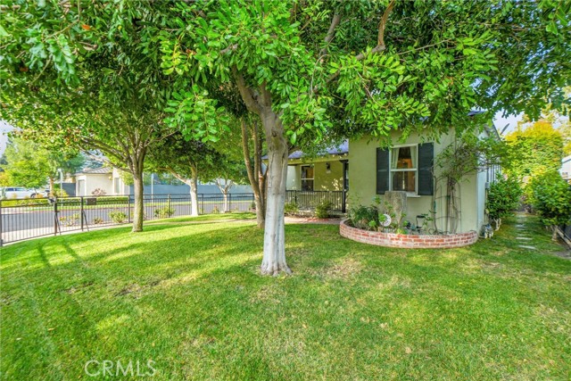 Photo of 4333 Elmer Av