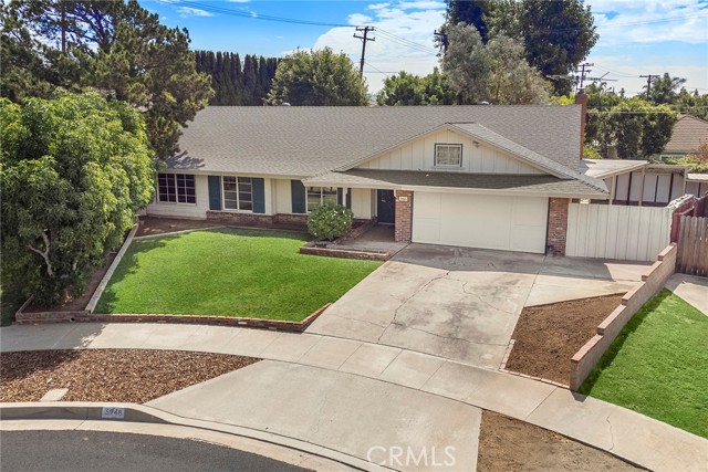 Property photo of 3948 E Lynnwood AV