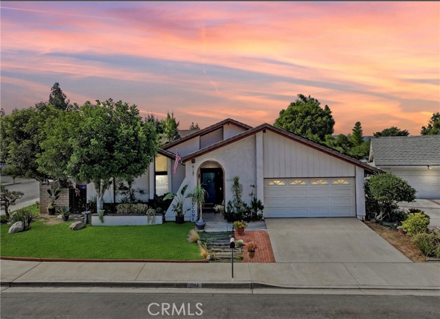 Property photo of 1184 E Meadow Wood DR