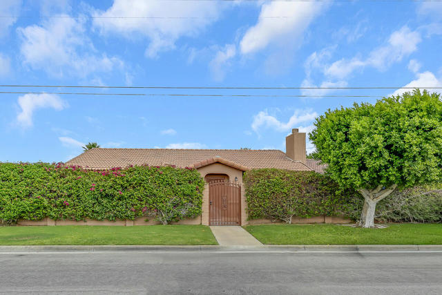 Property photo of 52200 Avenida Velasco