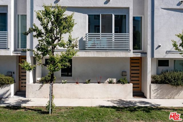 Property photo of 5422 Camellia AV
