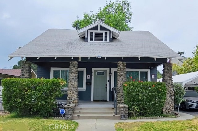 Property photo of 873 N Towne