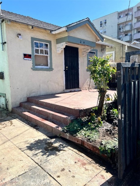 Property photo of 224 N Bixel