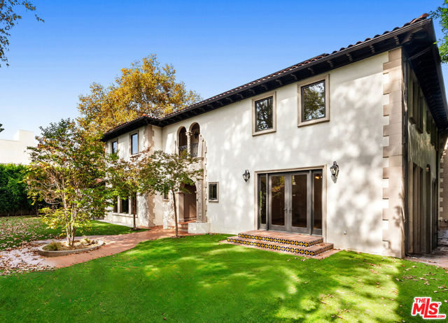 Property photo of 11159 La Maida ST