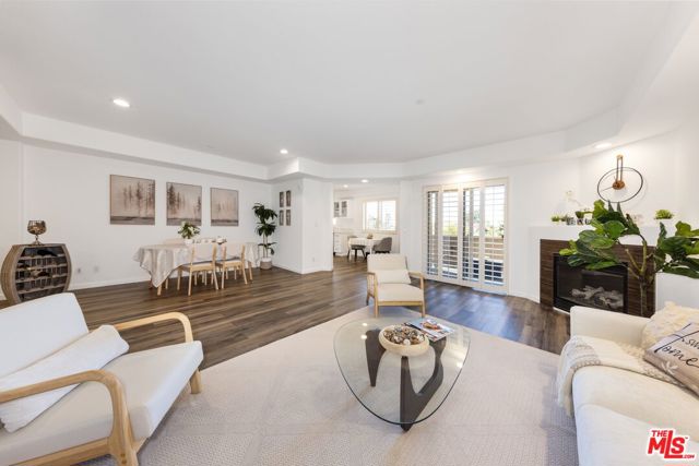 Property photo of 11766 W Sunset BL