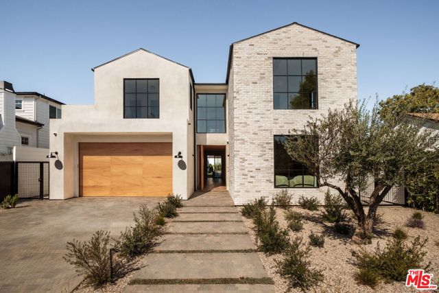 Property photo of 11621 Hesby ST