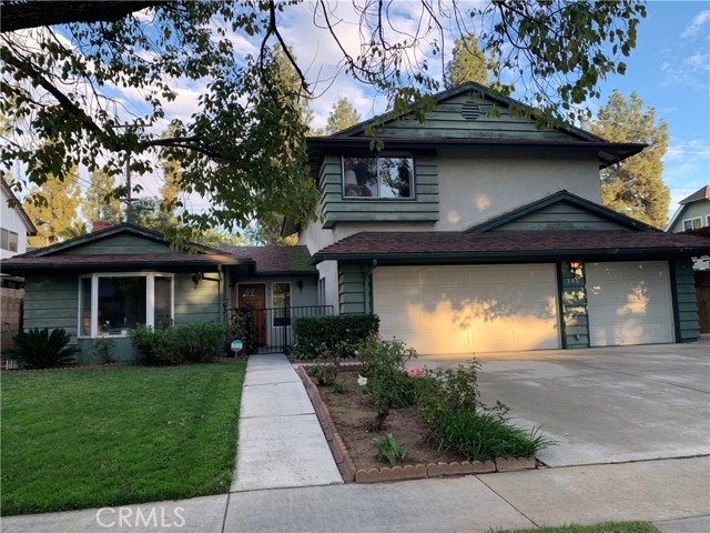 Property photo of 705 Hemlock CT