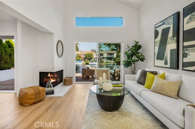 Property photo of 22627 Lakeside LN