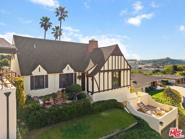 Photo of 755 Luton Dr