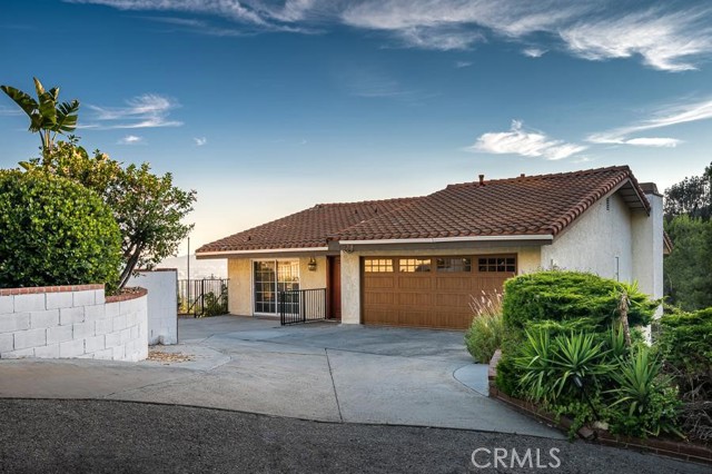 Property photo of 1218 E Tujunga AV
