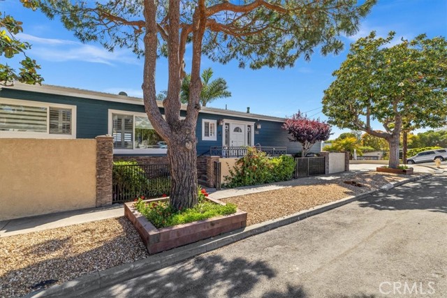 Property photo of 3602 S Walker AV