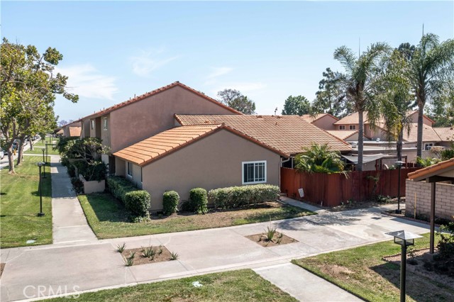 Photo of 10546 Royal Oak Way