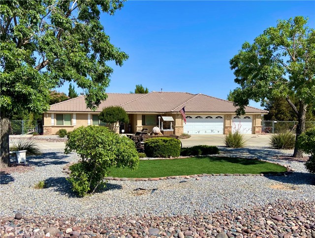 Property photo of 14908 Dakota RD