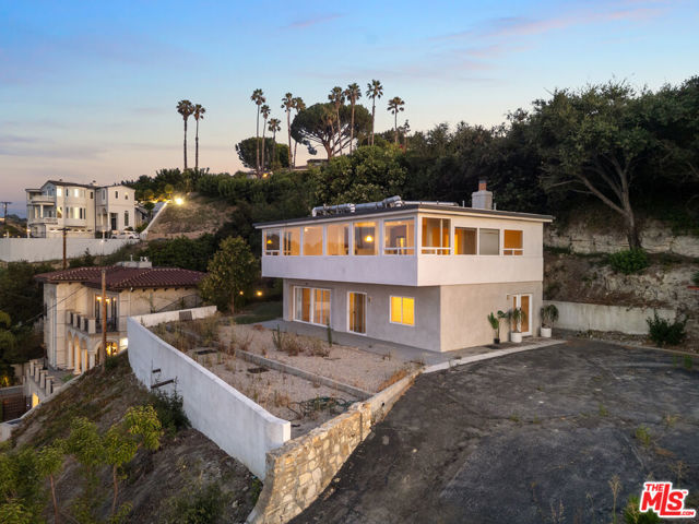 Property photo of 15126 Rayneta DR