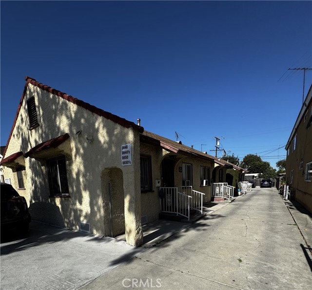 Property photo of 8648 Chestnut AV