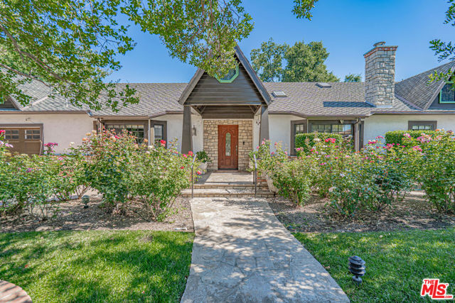 Property photo of 22651 Calvert ST