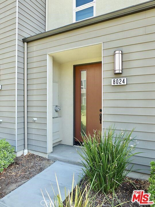 Photo of 8024 Olive Ln