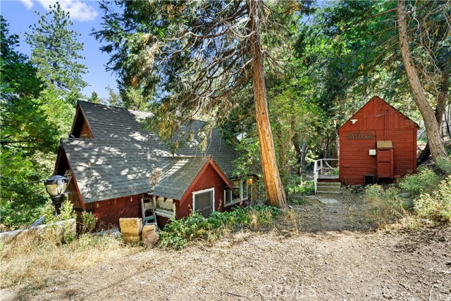 Property photo of 22158 Pine DR
