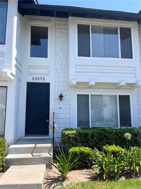 Property photo of 25575 Paseo La Vista