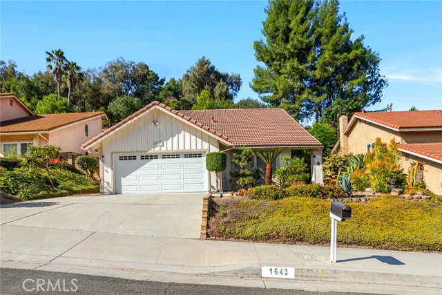Photo of 1643 Bronze Knoll Rd