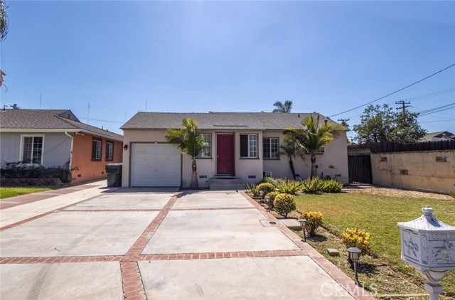 Property photo of 310 Wyland WY