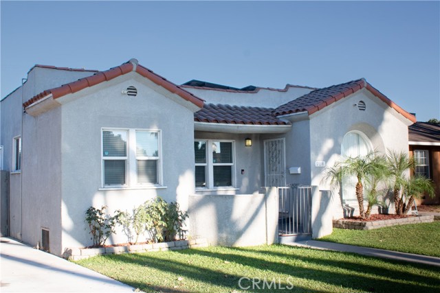 Property photo of 718 S Poinsettia AV