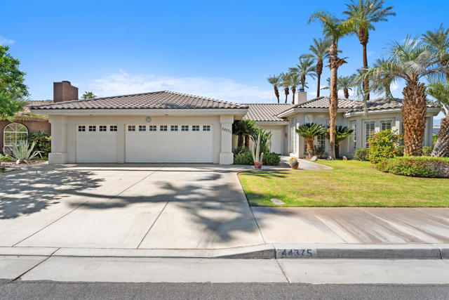 Property photo of 44375 Kings Canyon LN