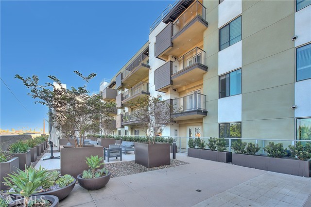 Property photo of 419 N Chandler