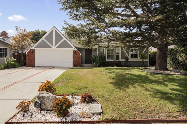 Property photo of 4943 Ledge Ave