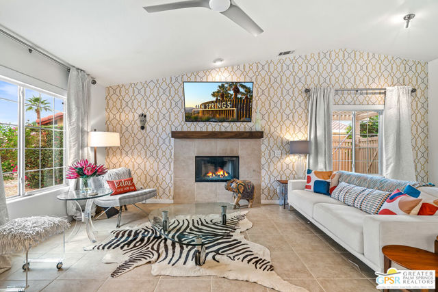 Property photo of 2080 Marguerite ST