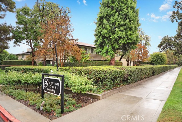 Property photo of 924 S Orange Grove