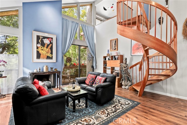 Property photo of 1655 Clark AV